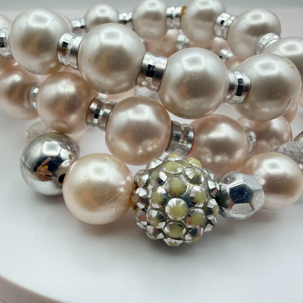 Vintage Y2K Silver Tone Faux Pearl Stretch Beaded Bracelet‎ Women's Jewelry